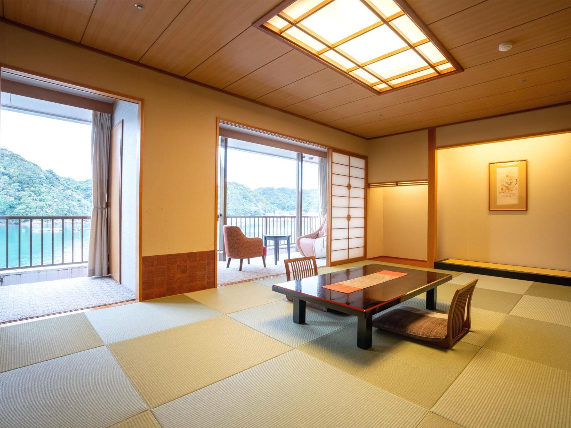Kumano-Bettei Nakanoshima Nachikatsuura Buitenkant foto